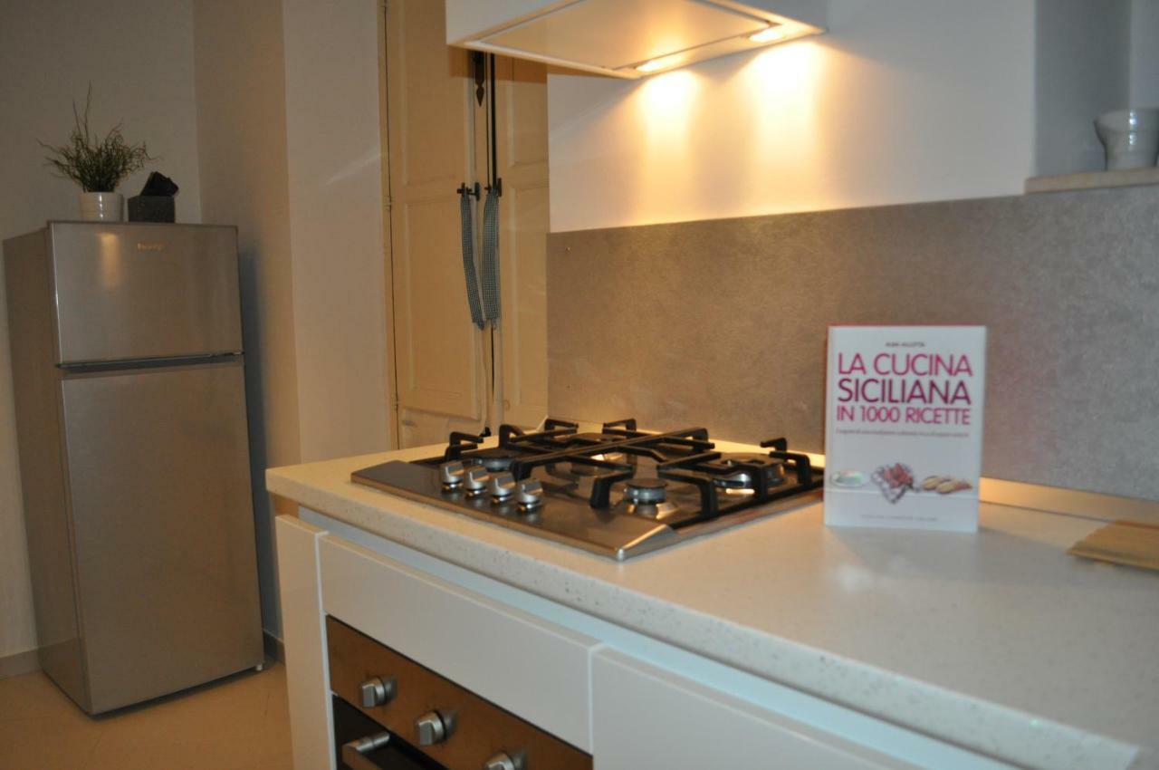 Appartamento Mega House Aeroporto di Catania Fontana Rossa Esterno foto