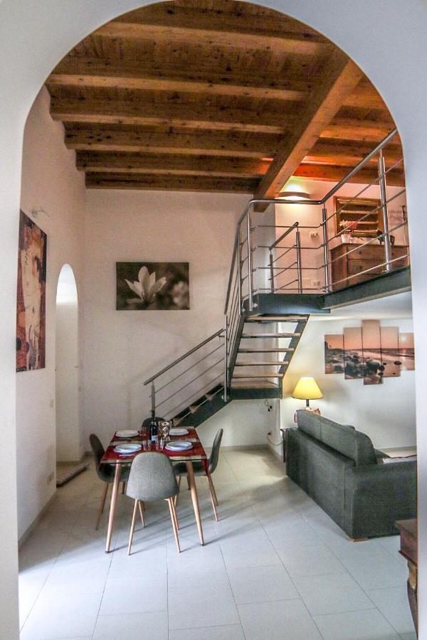 Appartamento Mega House Aeroporto di Catania Fontana Rossa Esterno foto