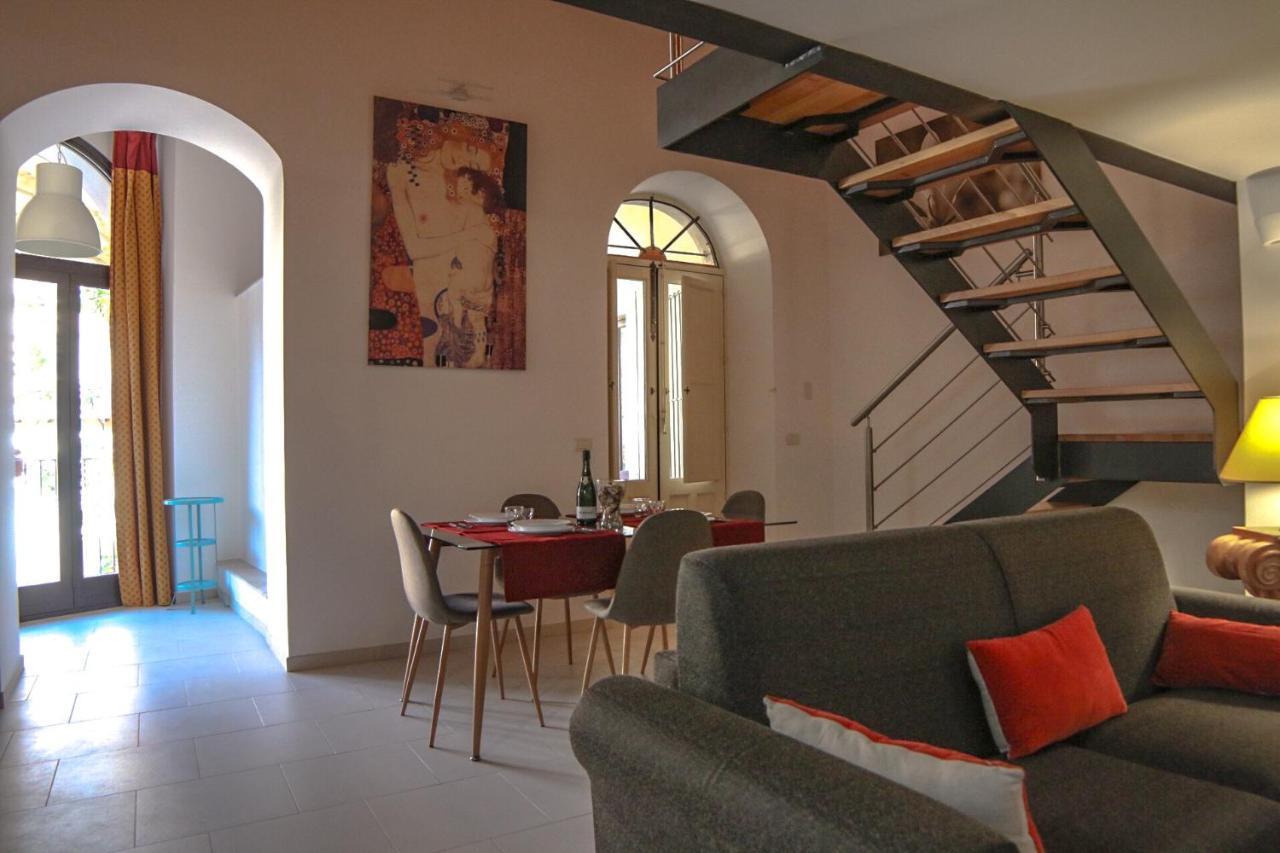 Appartamento Mega House Aeroporto di Catania Fontana Rossa Esterno foto